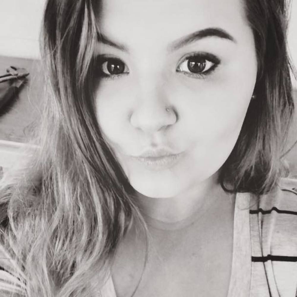 Meet your Posher, Cassie